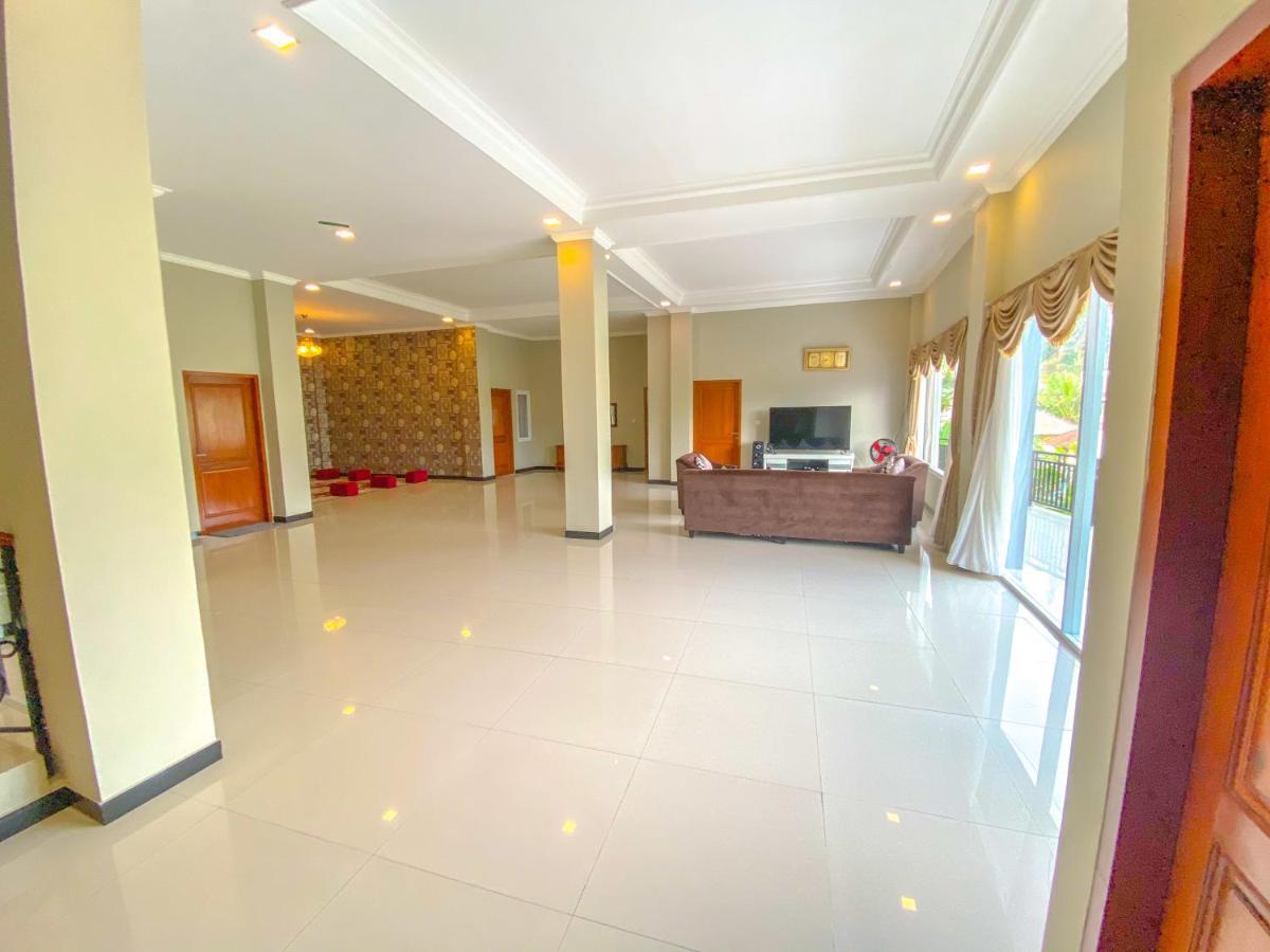 Villa Andalus 3 Puncak Luaran gambar