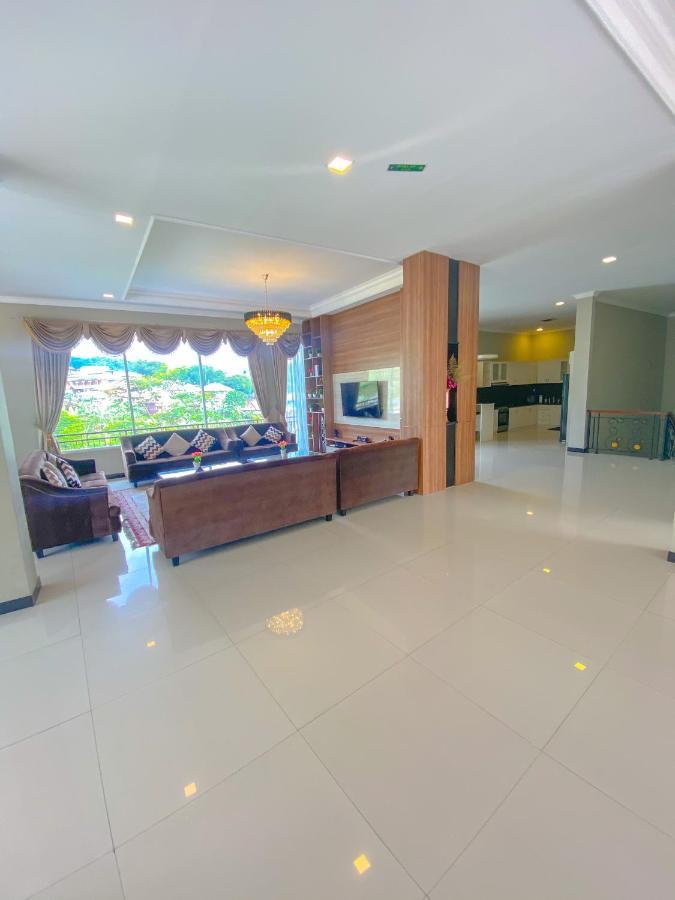 Villa Andalus 3 Puncak Luaran gambar