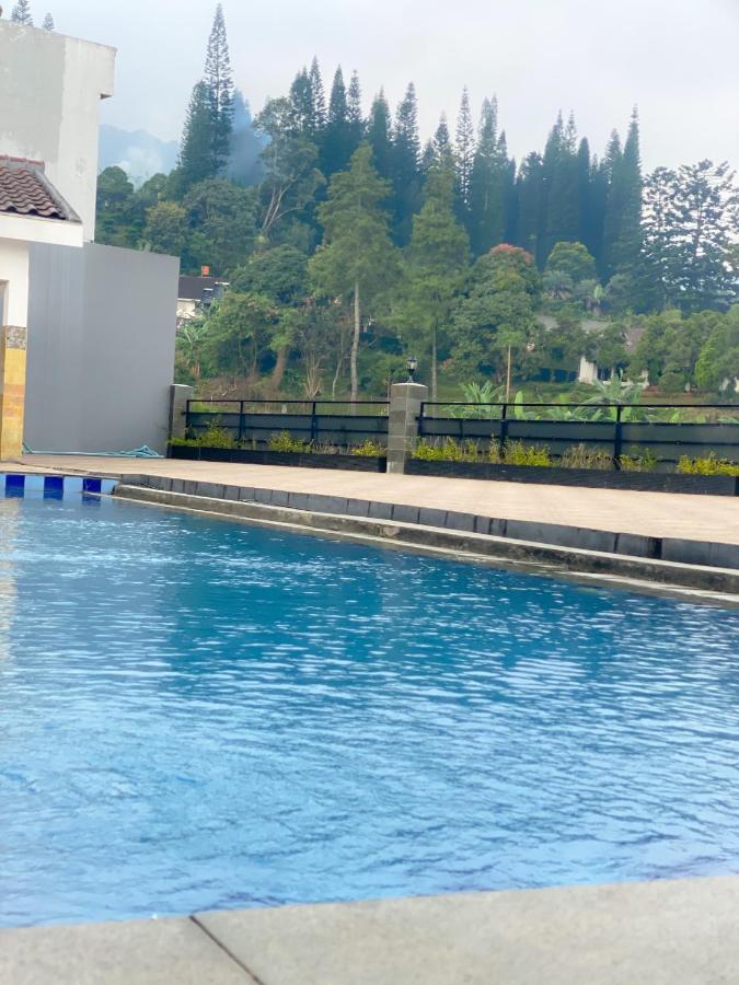 Villa Andalus 3 Puncak Luaran gambar